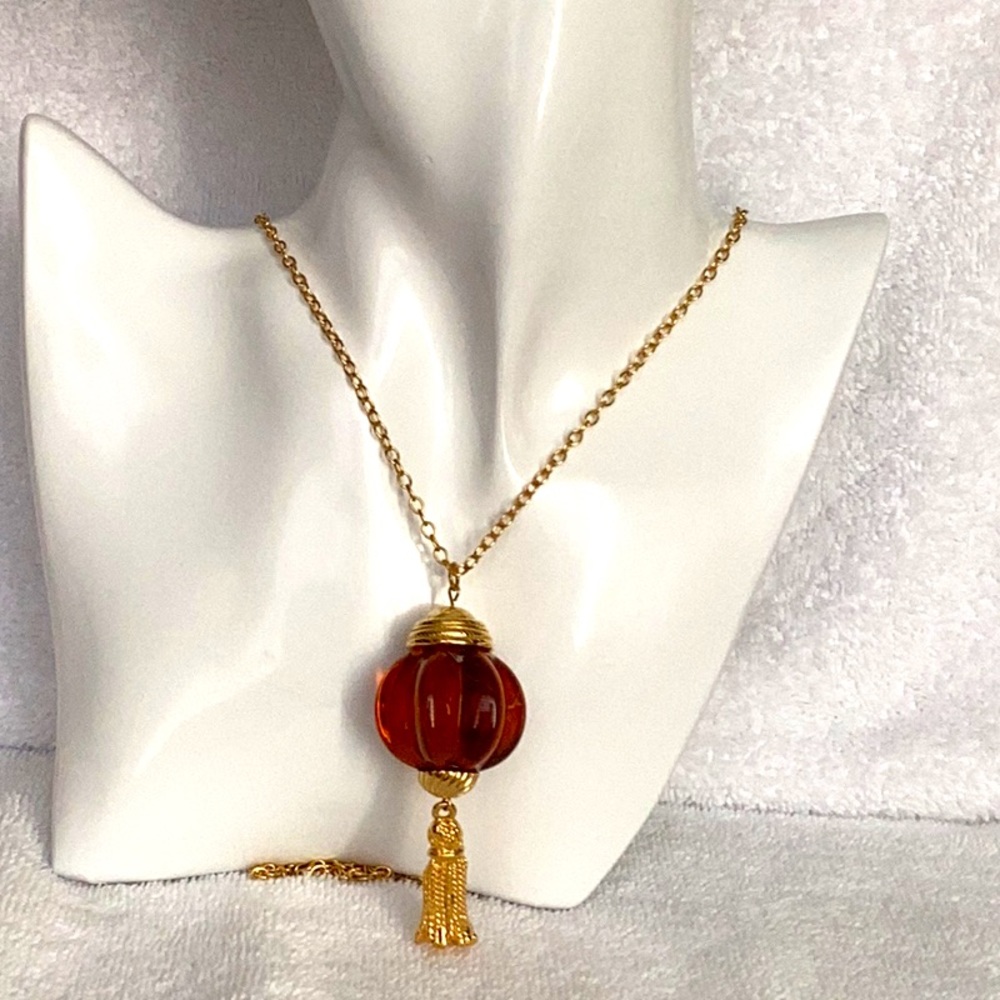 Avon Stunning Vintage Tassel Necklace in GoldTone with Amber Colored Sph…